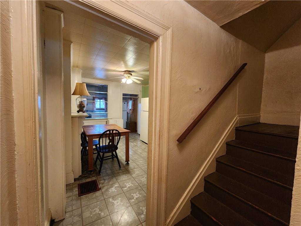 517 5th Street Pitcairn, PA 15140 - Photo 18 of 23