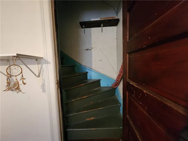 $120,000 | 517 5th Street, Pitcairn, PA 15140