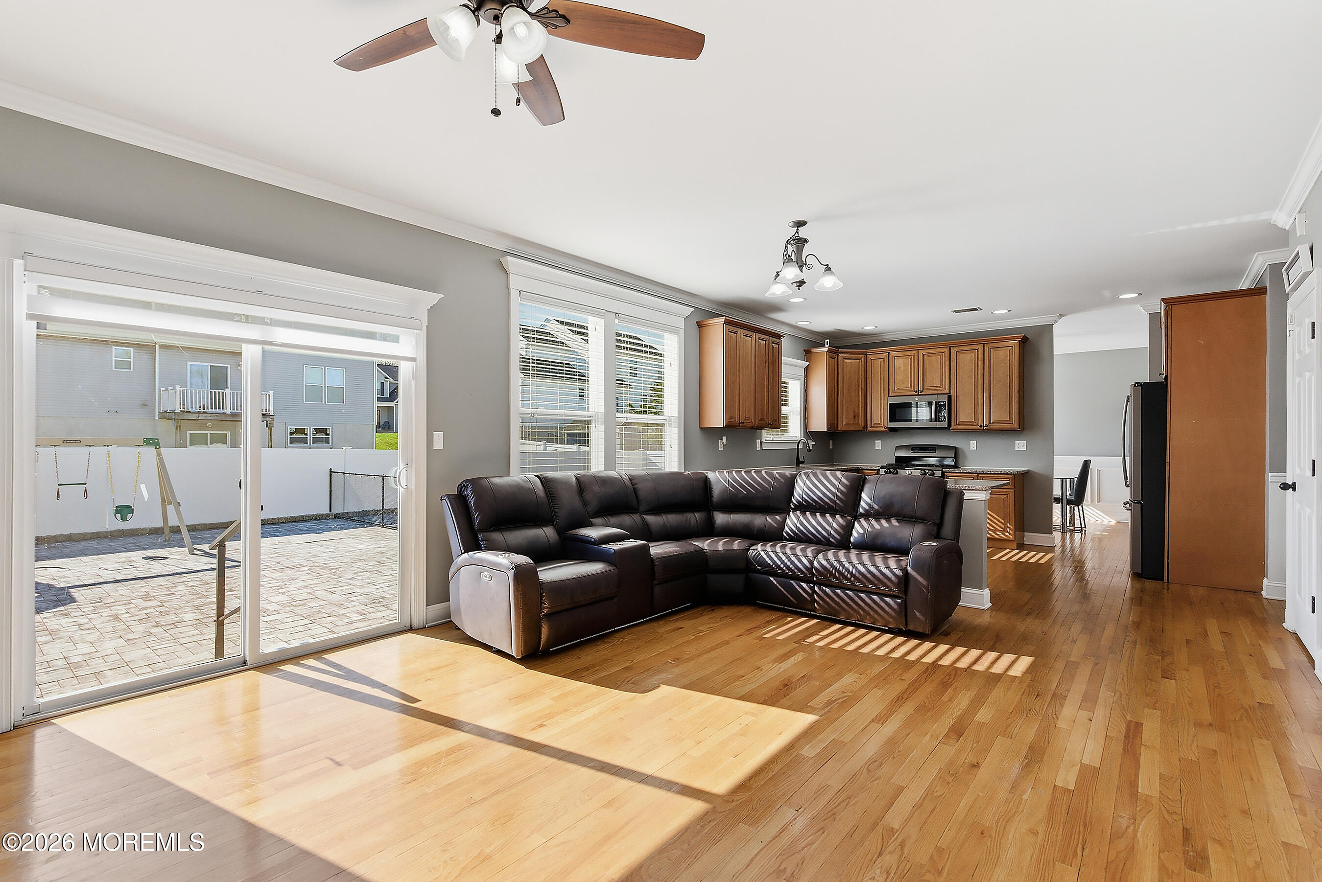 817 Locust Road Beachwood, NJ 08722 - Photo 17 of 52 39-Family 1B