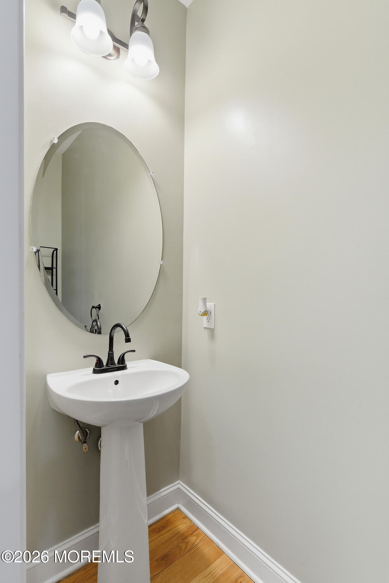 817 Locust Road Beachwood, NJ 08722 - Photo 18 of 52 48-Bath 1