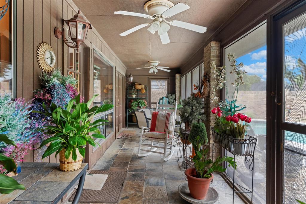 2000 Shadow Ridge Drive Arlington, TX 76006 - Photo 19 of 23 a view of a porch with a potted plant