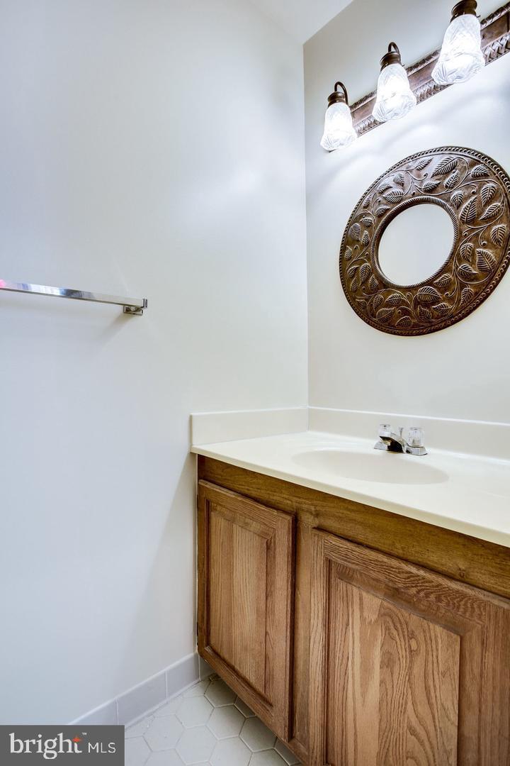 11793 Great Owl Circle Reston, VA 20194 - Photo 12 of 25