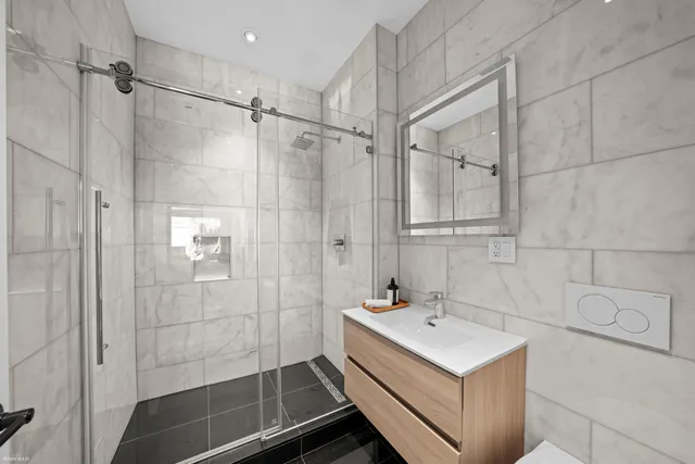 $1,895,000 | 256 West 88th Street, Unit PARLOR | Upper West Side