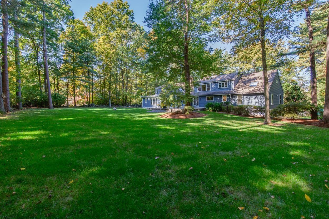 5 Bramley Hill Road Windham, NH 03087 - Photo 10 of 60