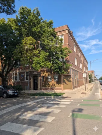 $2,774 | 1945 West Augusta Boulevard, Unit 3E, Chicago, IL 60622