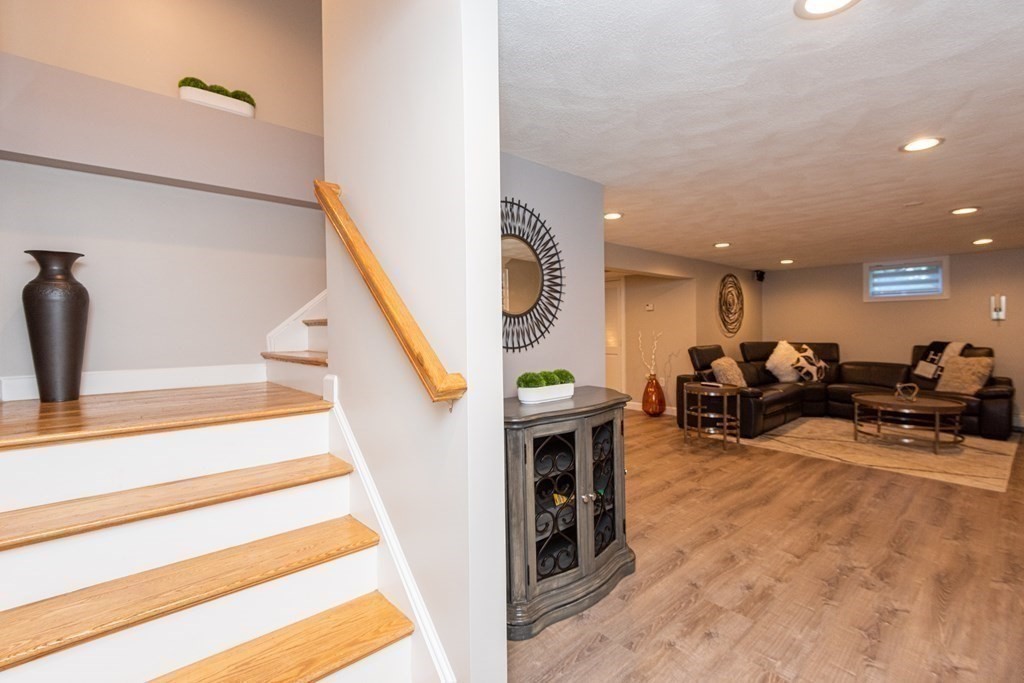 93 Juniper Drive Saugus, MA 01906 - Photo 30 of 42