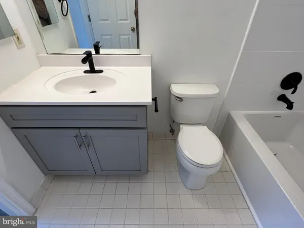 $2,195 | 15301 Diamond Cove Terrace, Unit F, Rockville, MD 20850