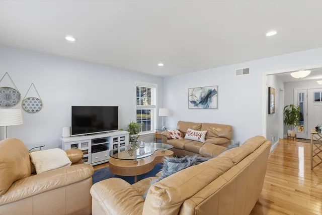 $689,800 | 17 Carousel Terrace, Dartmouth, MA 02747