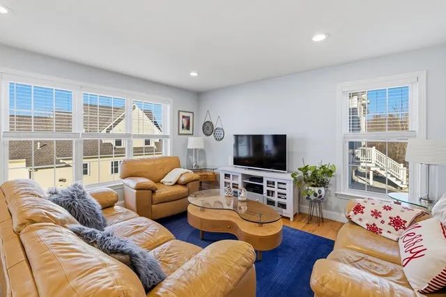 $689,800 | 17 Carousel Terrace, Dartmouth, MA 02747