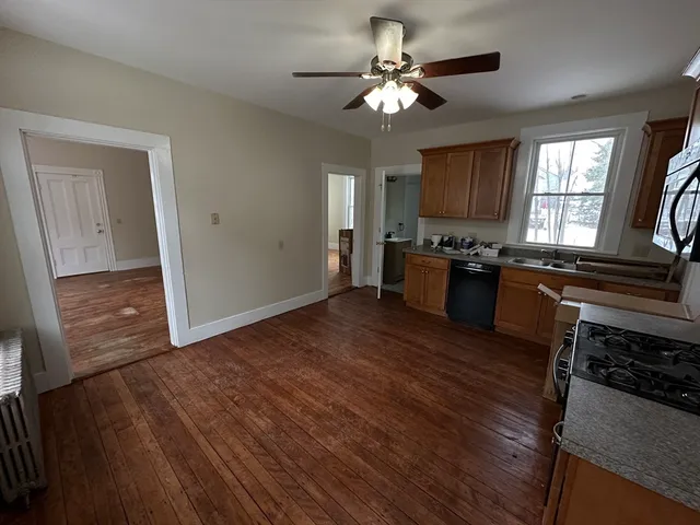 $2,300 | 1160 Boston Road, Unit 1, Haverhill, MA 01835