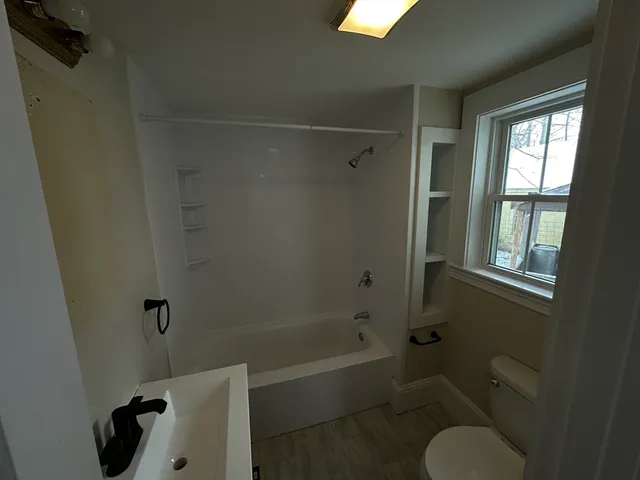 $2,300 | 1160 Boston Road, Unit 1, Haverhill, MA 01835