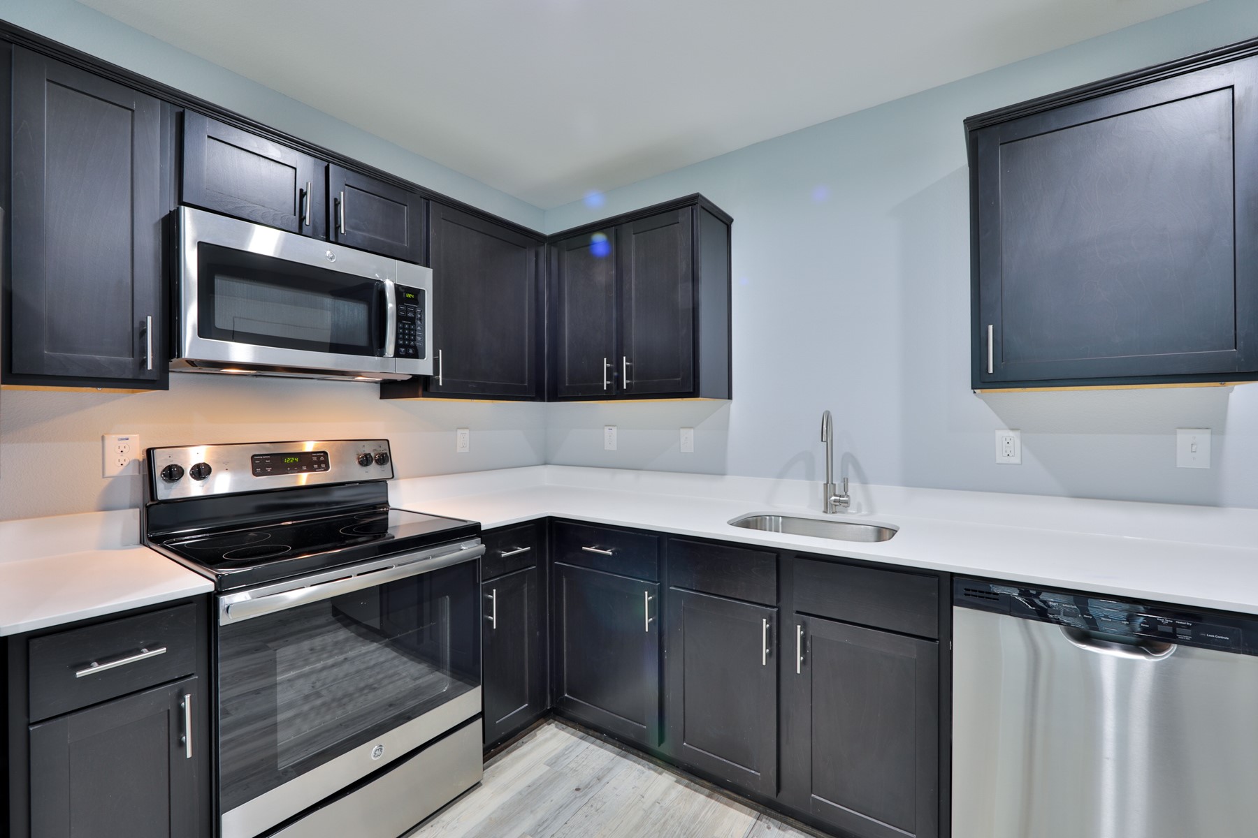 715 West 13th Street, Unit E Houston, TX 77008 - Photo 1 of 6