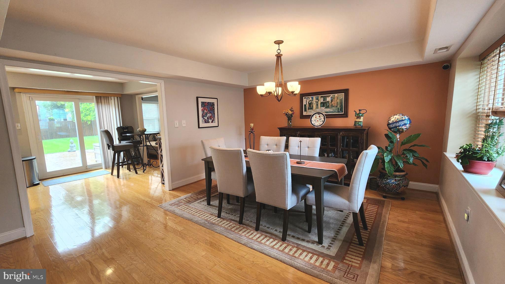 14004 Beechvue Lane Silver Spring, MD 20906 - Photo 2 of 57 Open dining room