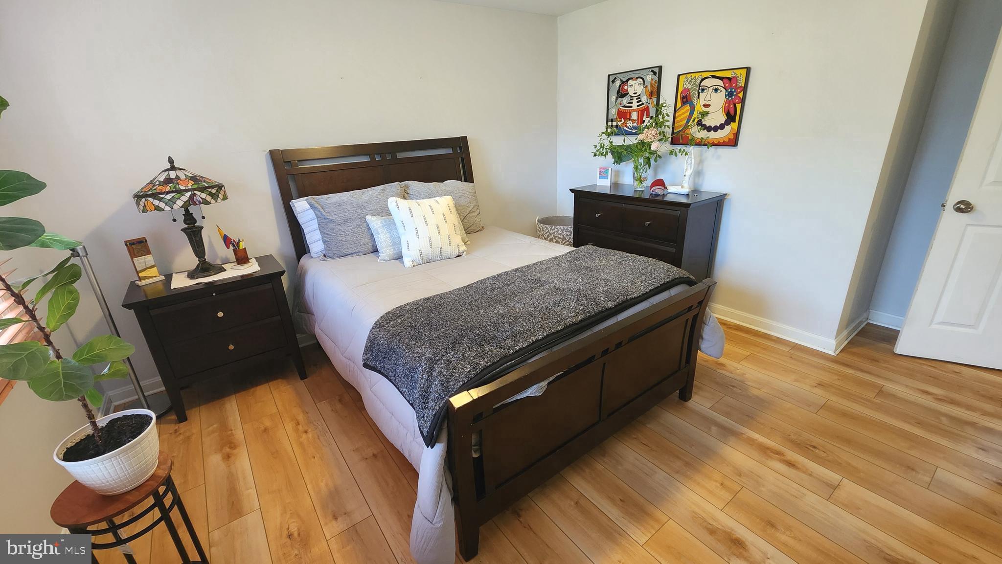 14004 Beechvue Lane Silver Spring, MD 20906 - Photo 28 of 57 Well-lit 2nd bedroom