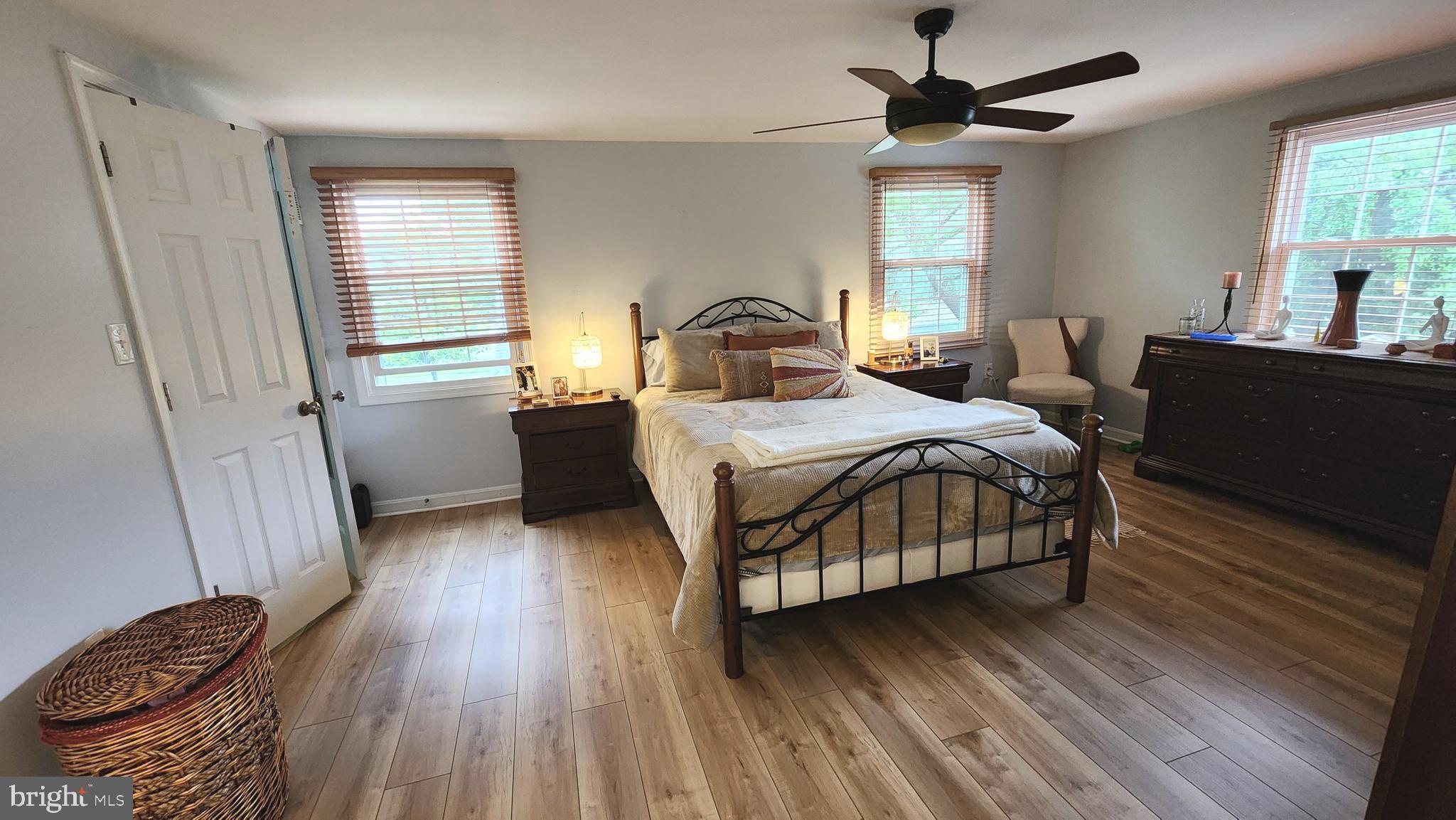 14004 Beechvue Lane Silver Spring, MD 20906 - Photo 43 of 57 Primary bedroom w/ceiling fan