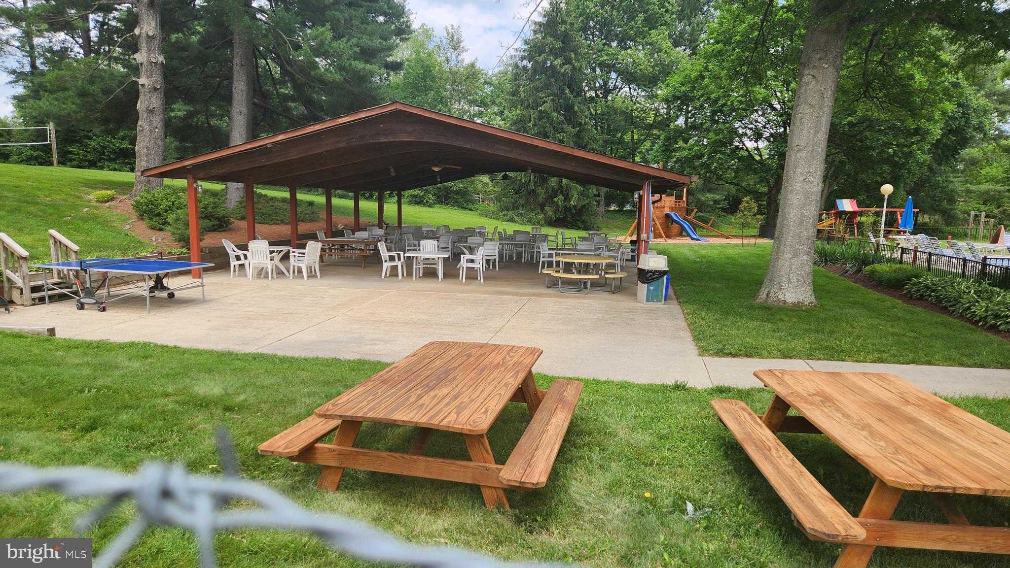 14004 Beechvue Lane Silver Spring, MD 20906 - Photo 49 of 57 Picnic area