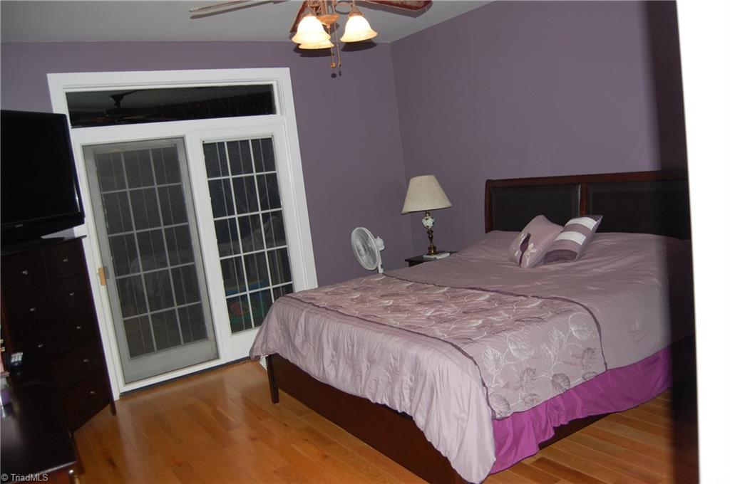 328 Melton Road Elkin, NC 28621 - Photo 11 of 28 Gallery Image 11
