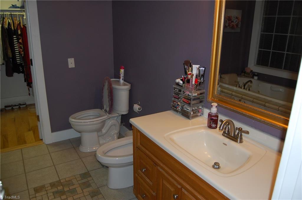 328 Melton Road Elkin, NC 28621 - Photo 13 of 28 Gallery Image 13