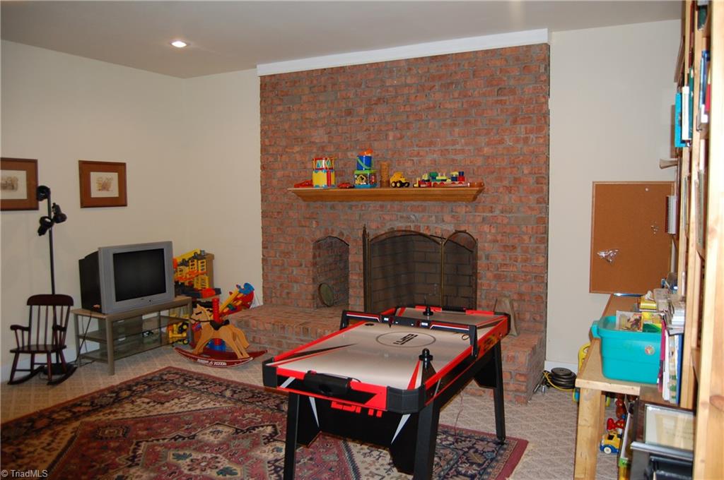 328 Melton Road Elkin, NC 28621 - Photo 18 of 28 Gallery Image 18