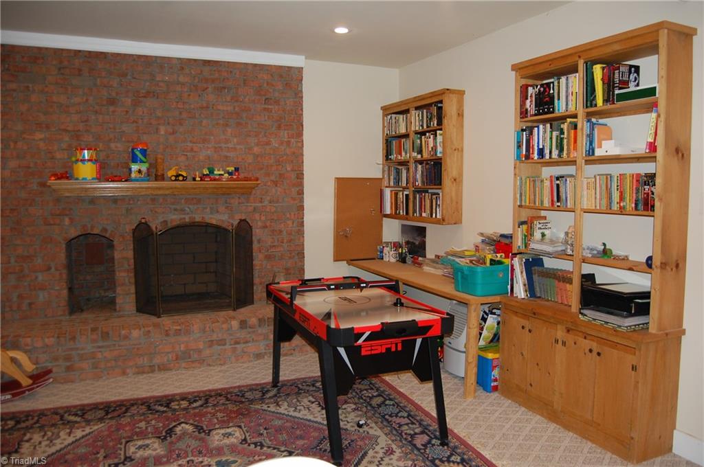 328 Melton Road Elkin, NC 28621 - Photo 21 of 28 Gallery Image 21