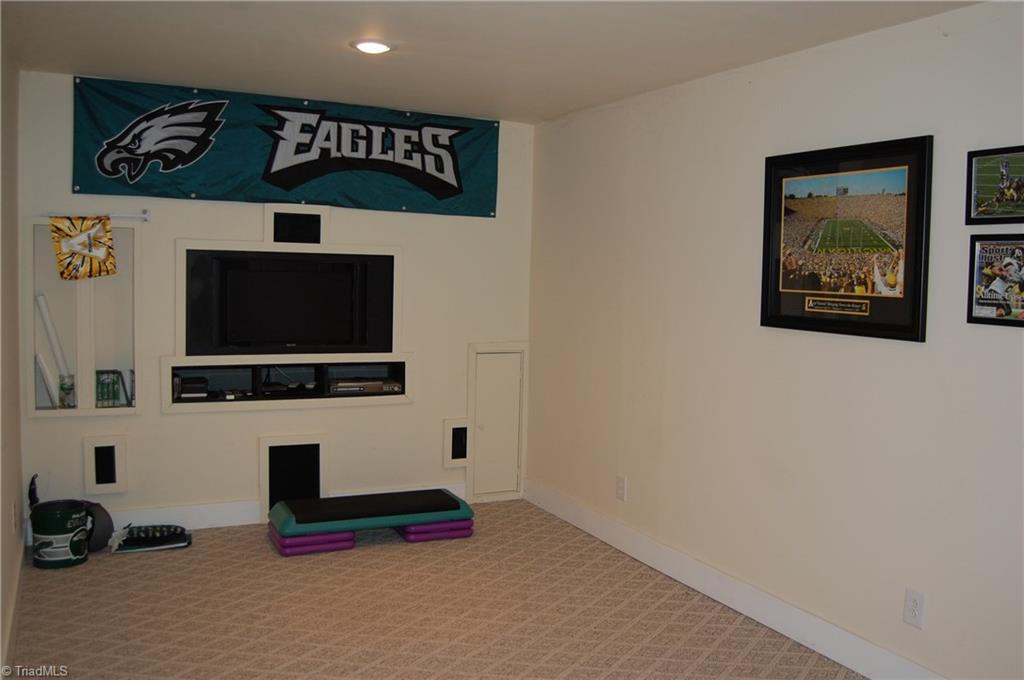 328 Melton Road Elkin, NC 28621 - Photo 22 of 28 Gallery Image 22