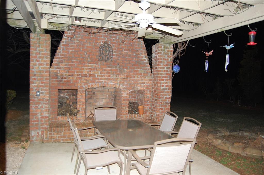 328 Melton Road Elkin, NC 28621 - Photo 25 of 28 Gallery Image 25