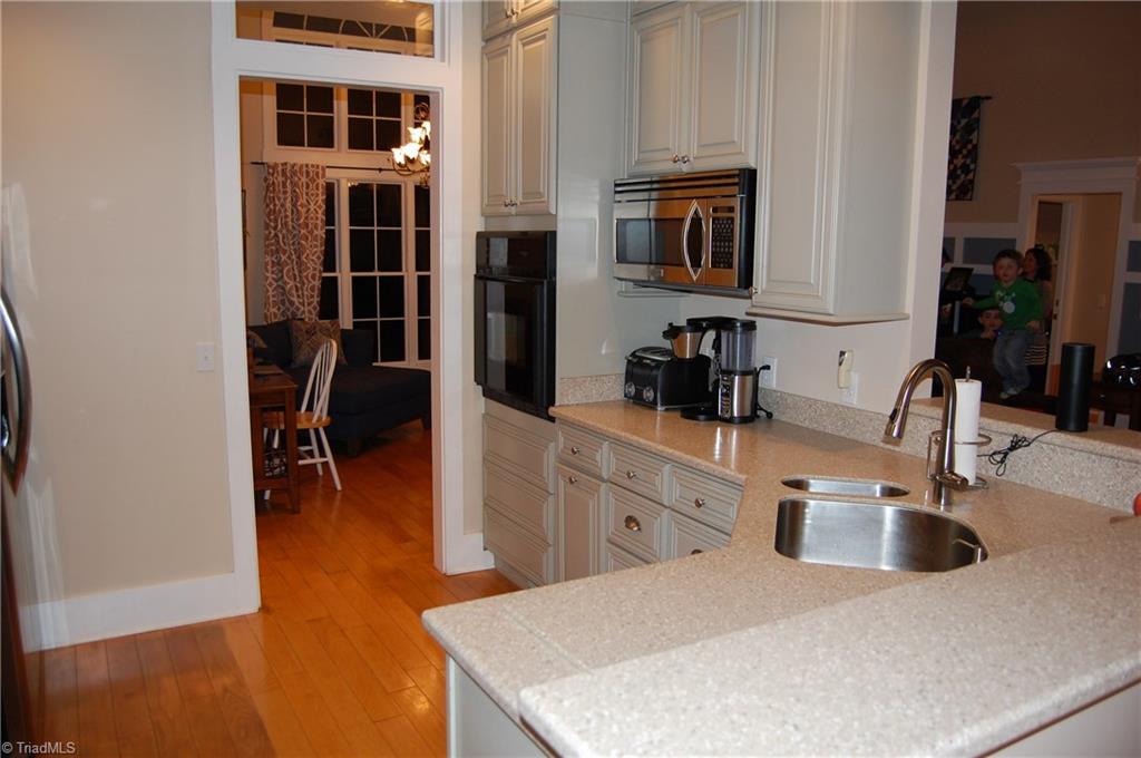 328 Melton Road Elkin, NC 28621 - Photo 5 of 28 Gallery Image 5