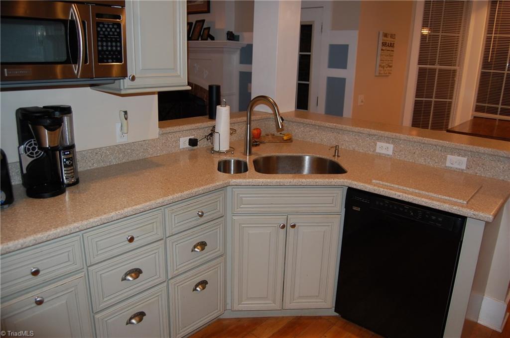 328 Melton Road Elkin, NC 28621 - Photo 8 of 28 Gallery Image 8