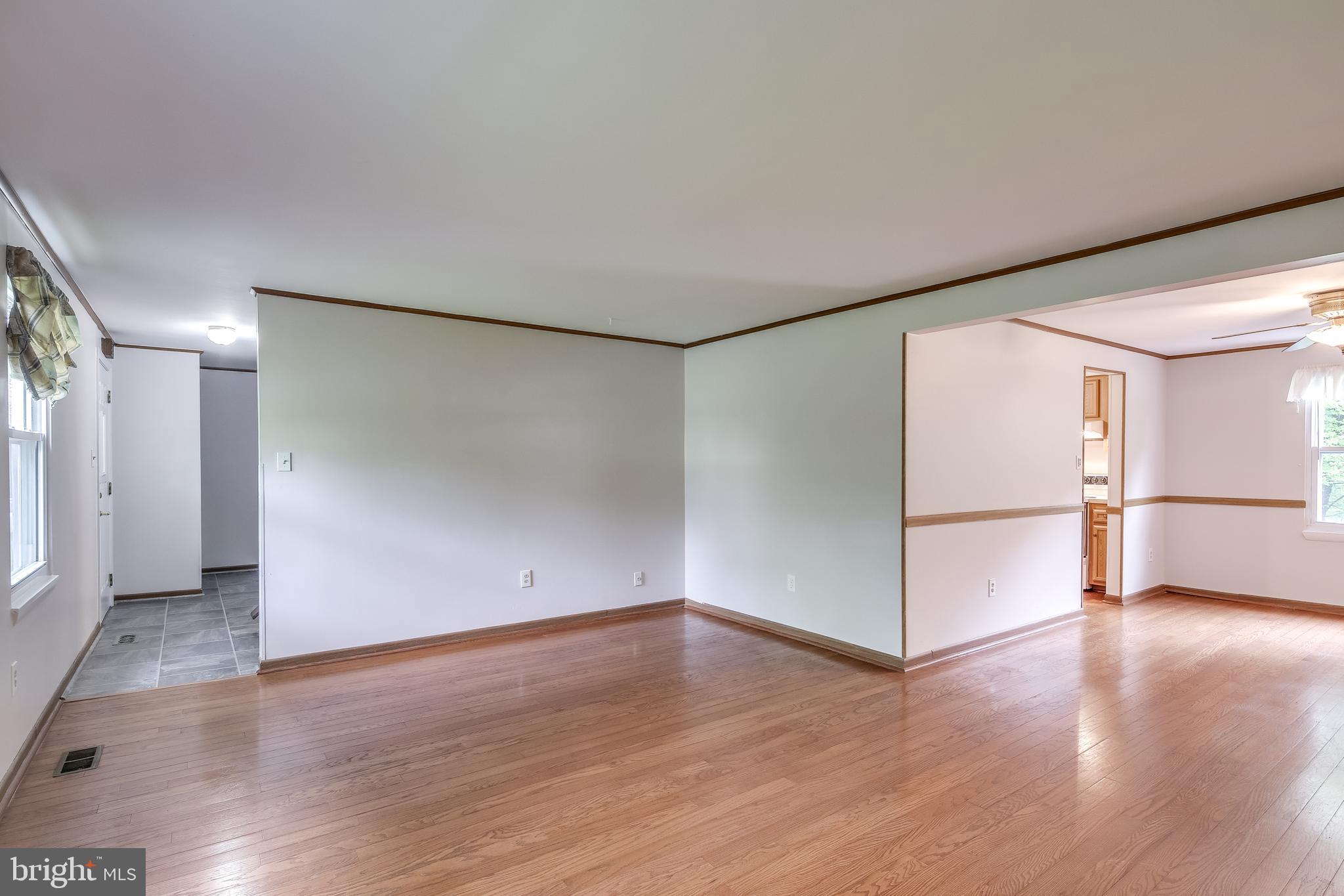 15309 Valencia Street Silver Spring, MD 20905 - Photo 10 of 35 Freshly painted throughout