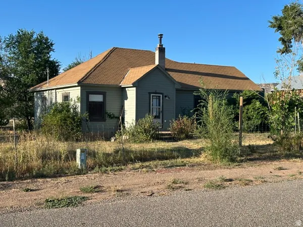 $295,000 | 325 West 400 South, Escalante, UT 84726