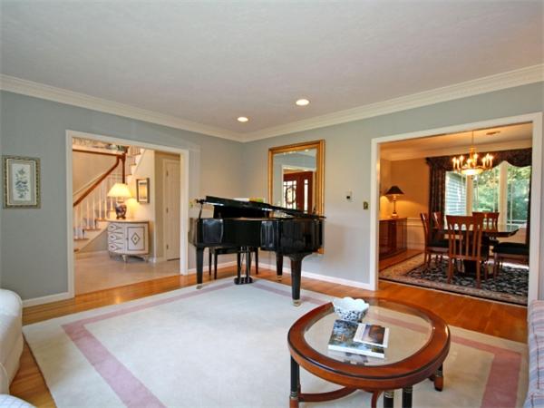 5 Liberty Road Medfield, MA 02052 - Photo 9 of 30 Gallery Image 9