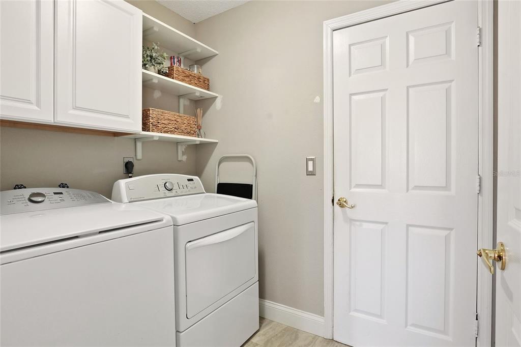 412 Emerald Cove Loop Lakeland, FL 33813 - Photo 14 of 48