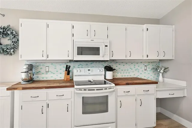 $325,500 | 412 Emerald Cove Loop, Lakeland, FL 33813