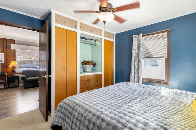 $229,900 | 735 East Marshall Street, Hastings, MI 49058