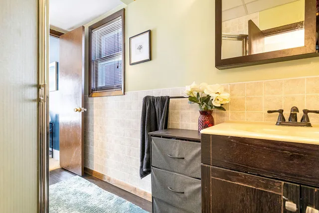 $229,900 | 735 East Marshall Street, Hastings, MI 49058