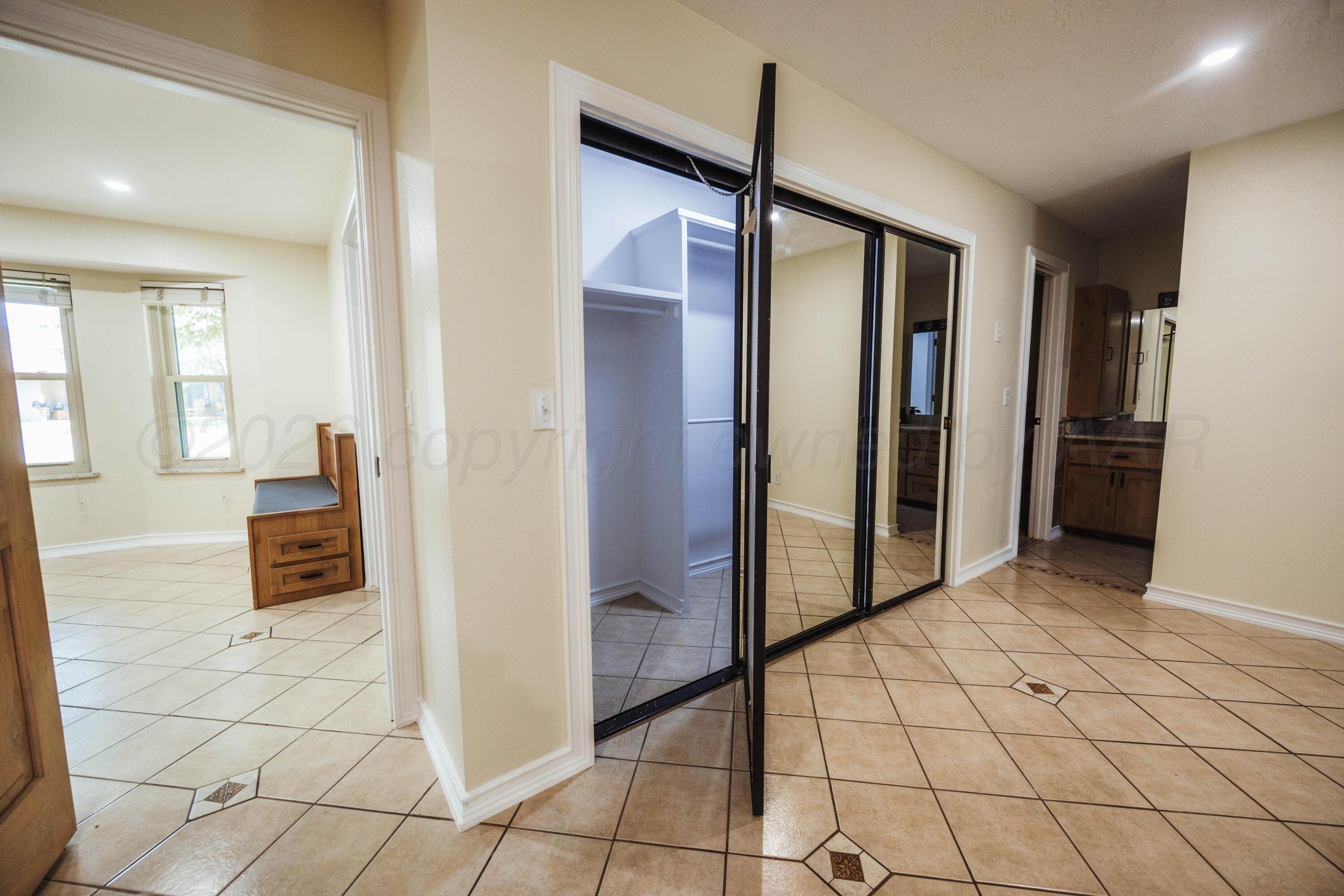 2009 Southwest 19th Avenue Perryton, TX 79070 - Photo 29 of 49 bedroom 3 closet.