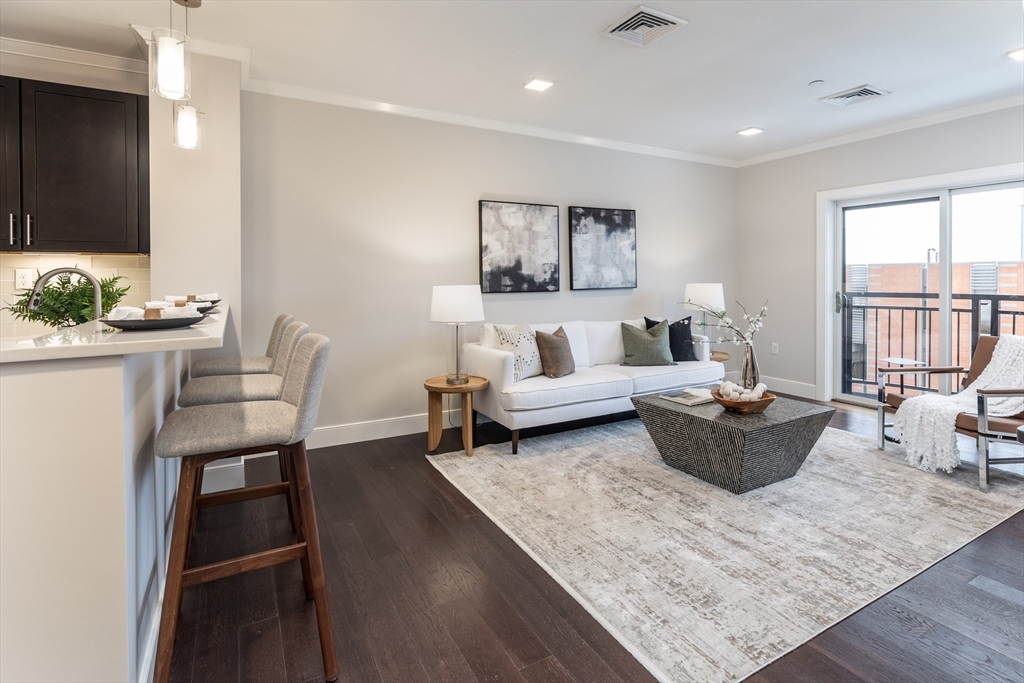 320 Maverick Street, Unit 505 Boston, MA 02128 - Photo 5 of 12