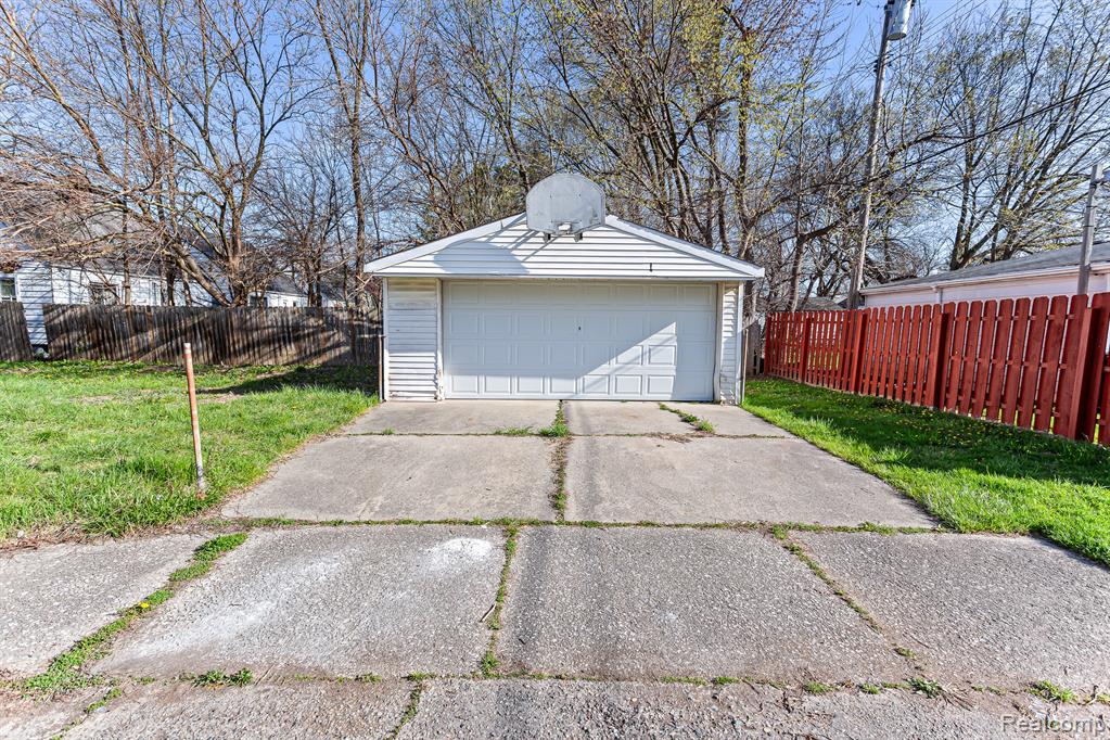 8600 Fielding Street Detroit, MI 48228 - Photo 24 of 24
