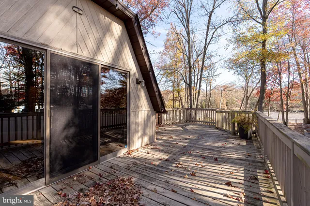 $635,000 | 811 Cedar Avenue, Essex, MD 21221