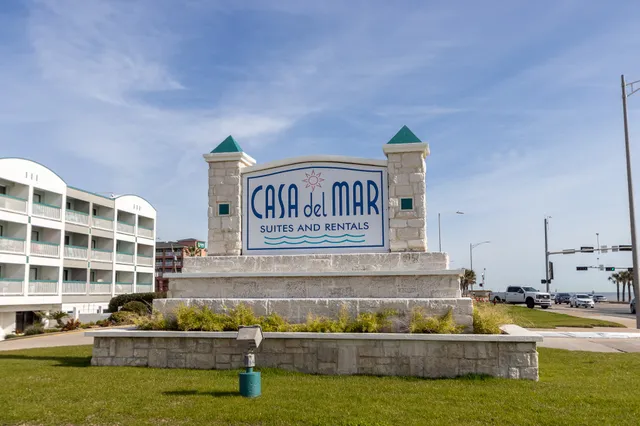 $125,000 | 6102 Seawall Boulevard, Unit 140, Galveston, TX 77551