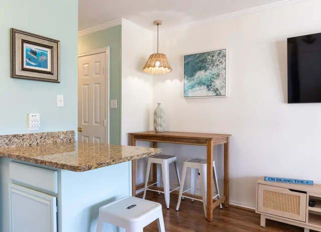 $125,000 | 6102 Seawall Boulevard, Unit 140, Galveston, TX 77551