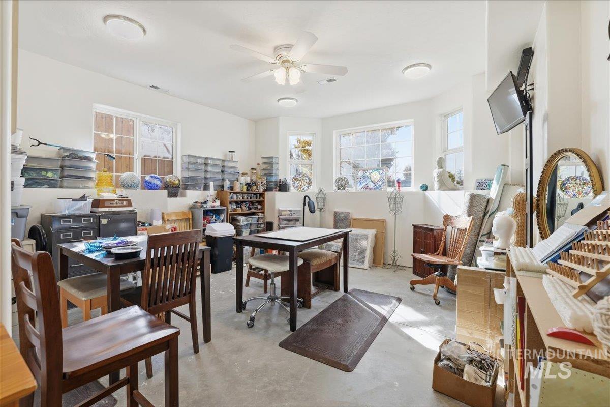 2676 South Velvet Falls Way Meridian, ID 83642 - Photo 31 of 49