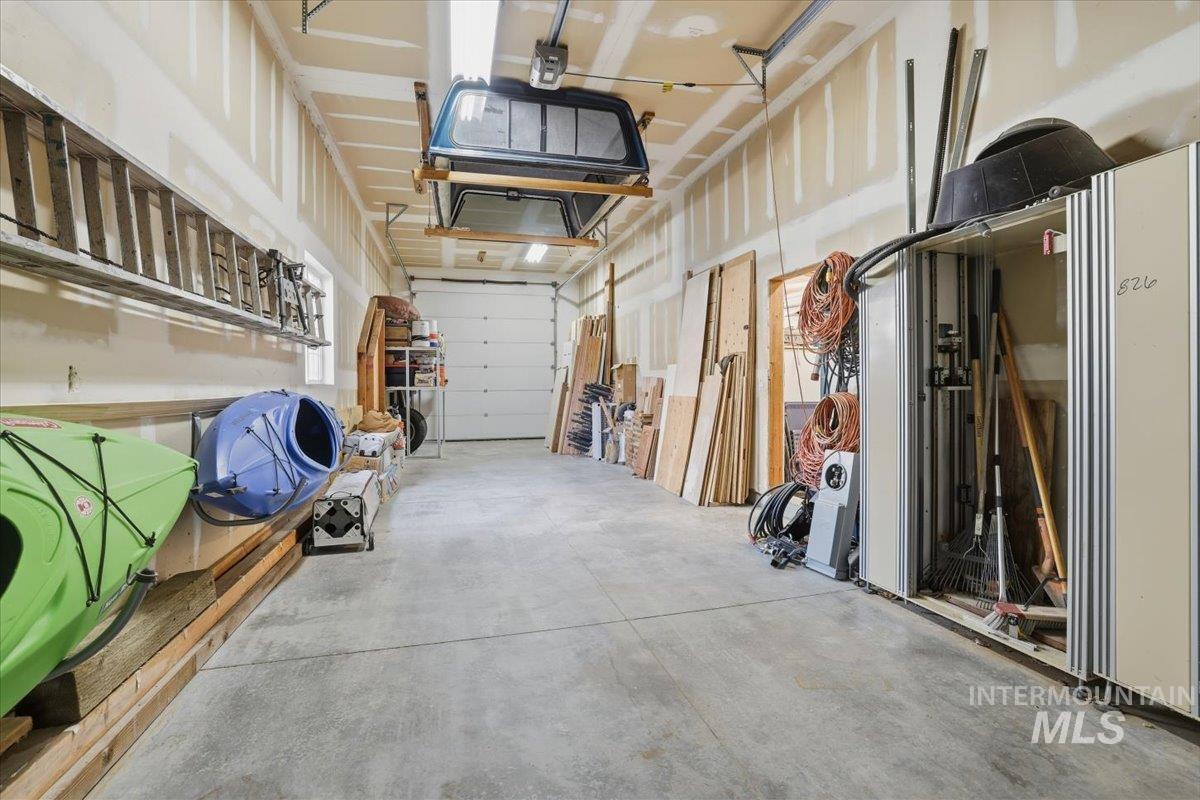 2676 South Velvet Falls Way Meridian, ID 83642 - Photo 35 of 49