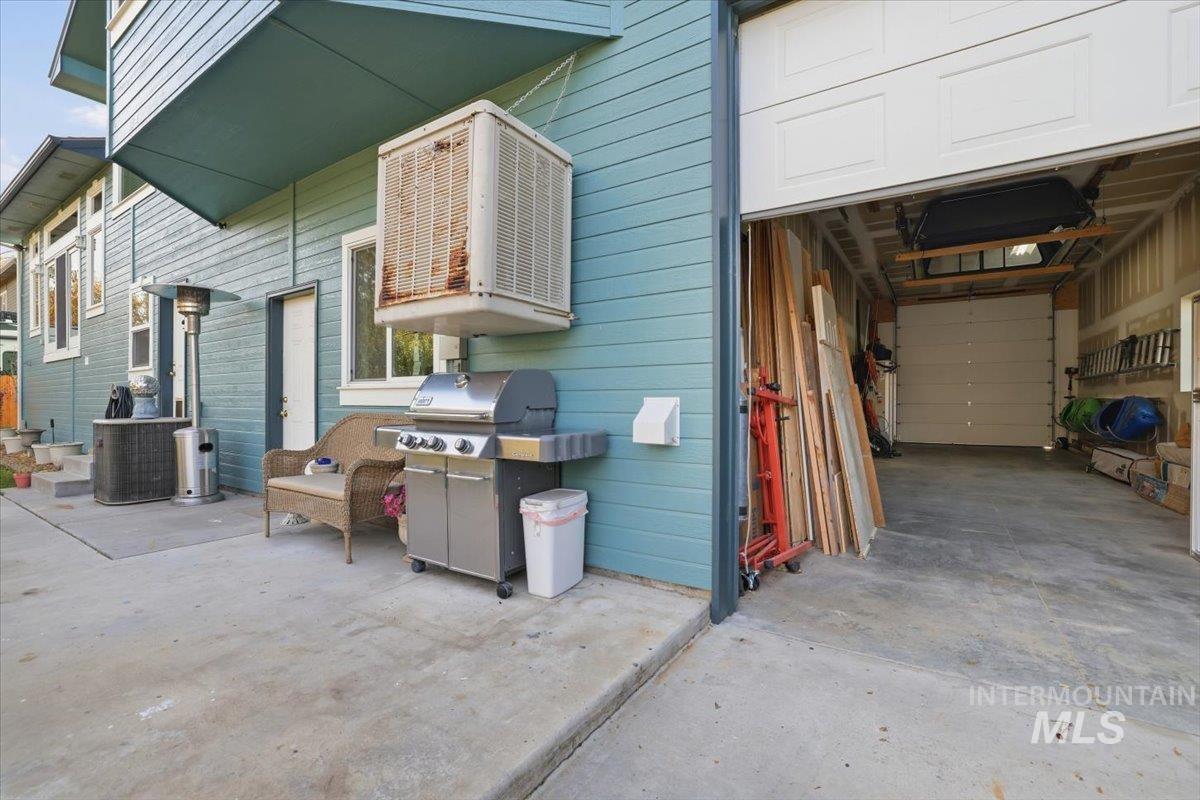 2676 South Velvet Falls Way Meridian, ID 83642 - Photo 36 of 49