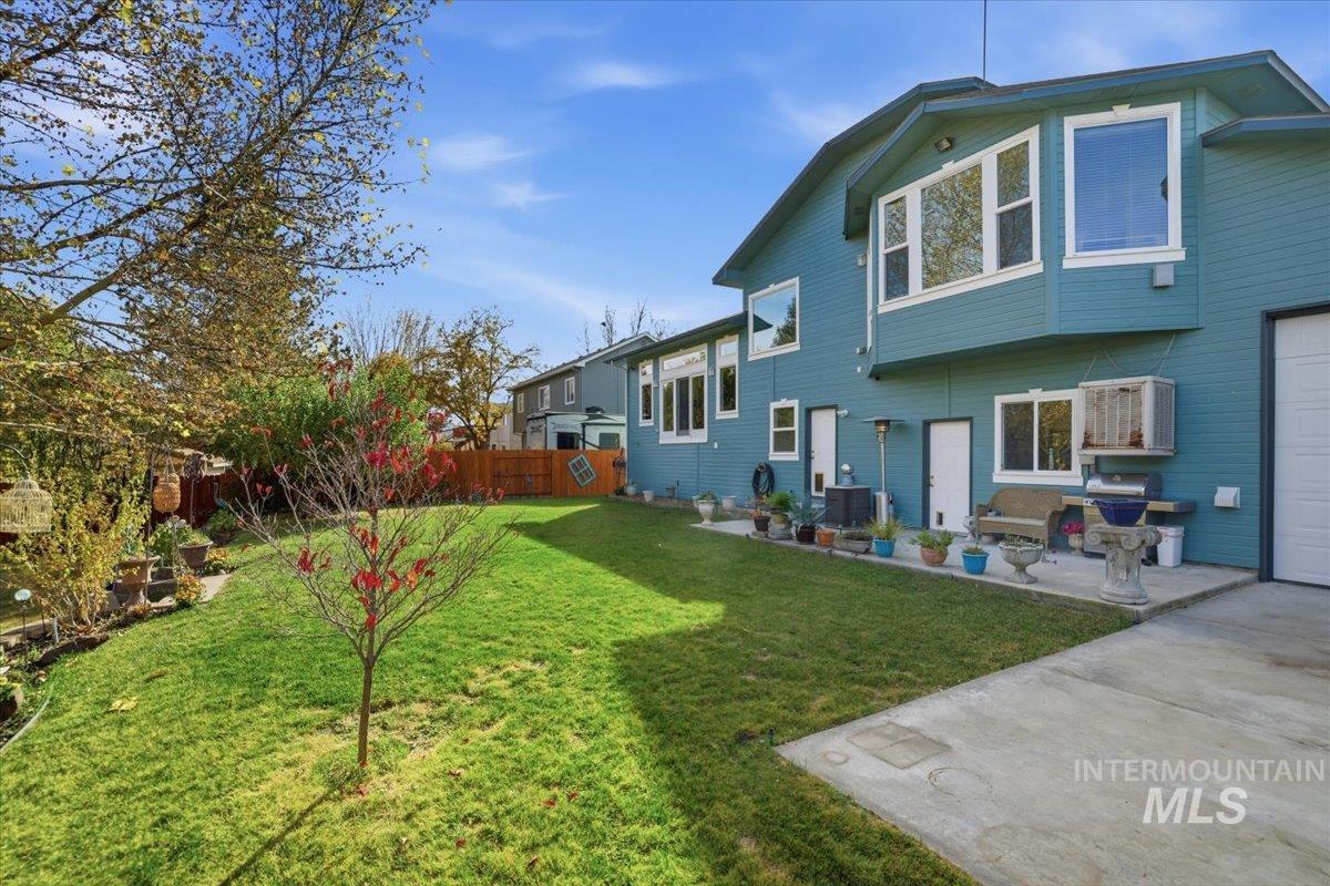 2676 South Velvet Falls Way Meridian, ID 83642 - Photo 40 of 49