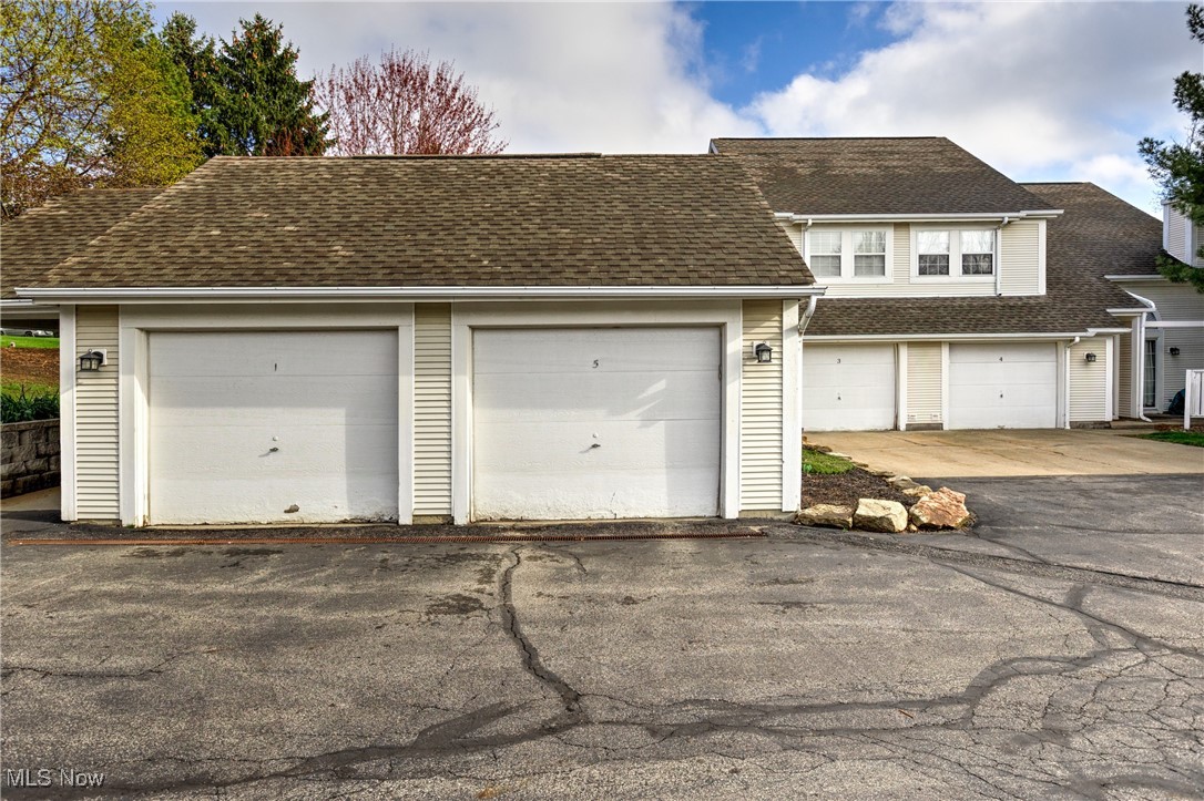 6745 Tippecanoe Road Canfield, OH 44406 - Photo 26 of 27 View of garage