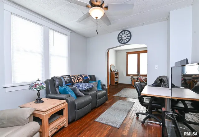 $105,000 | 2119 West Clarke Avenue, West Peoria, IL 61604