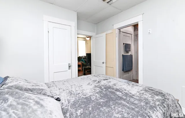 $105,000 | 2119 West Clarke Avenue, West Peoria, IL 61604