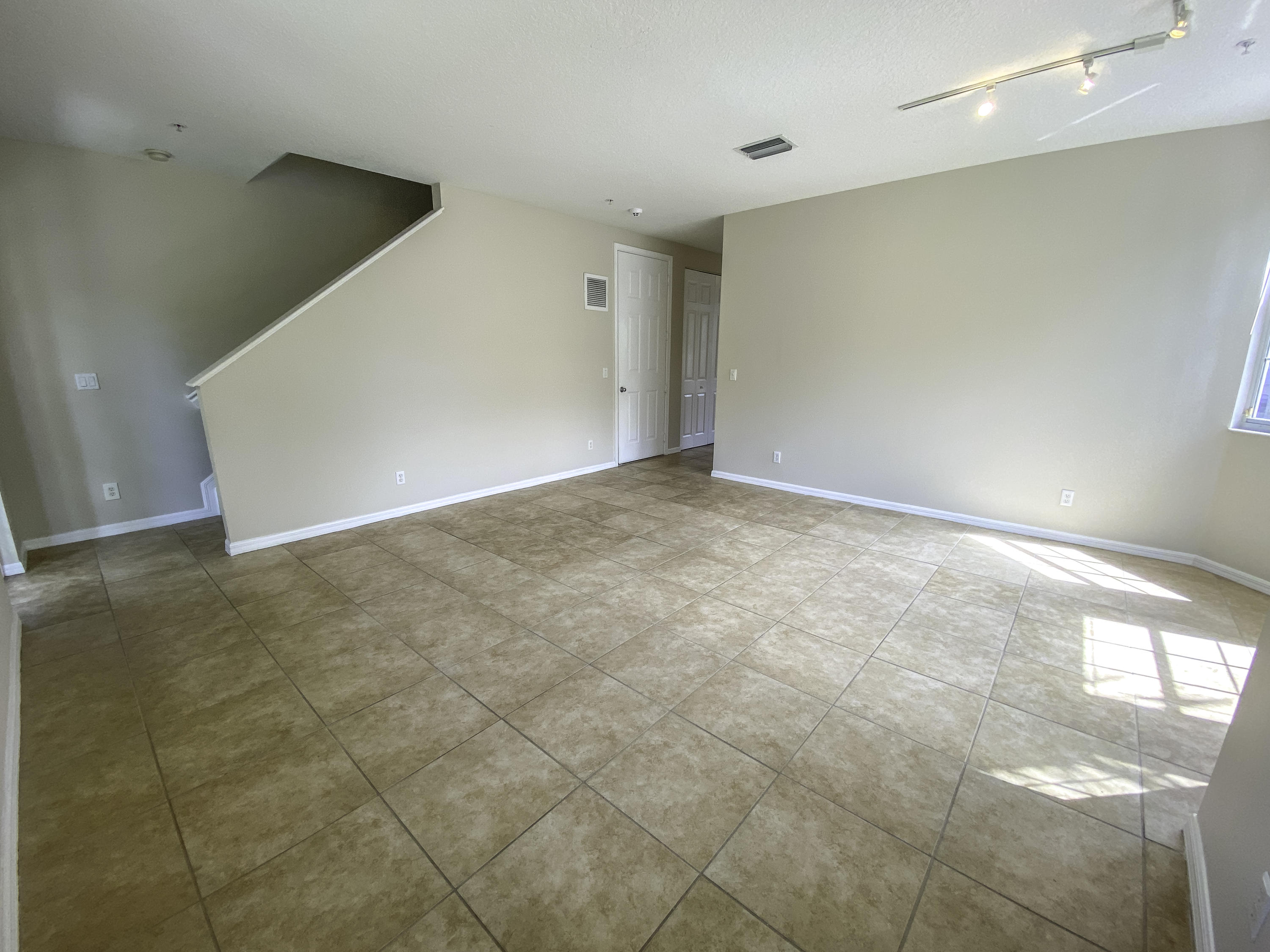 1480 Corbison Point Place Jupiter, FL 33458 - Photo 5 of 28 Living Room