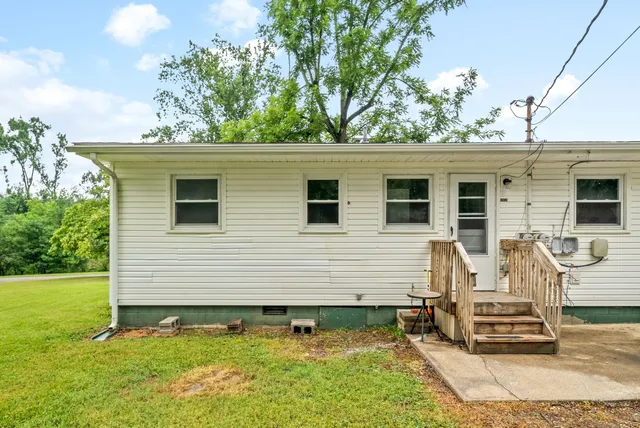 $875 | 1953 Batts Lane, Clarksville, TN 37042